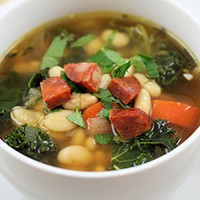 white bean and kale soup (via tasteinspired.wordpress.com)